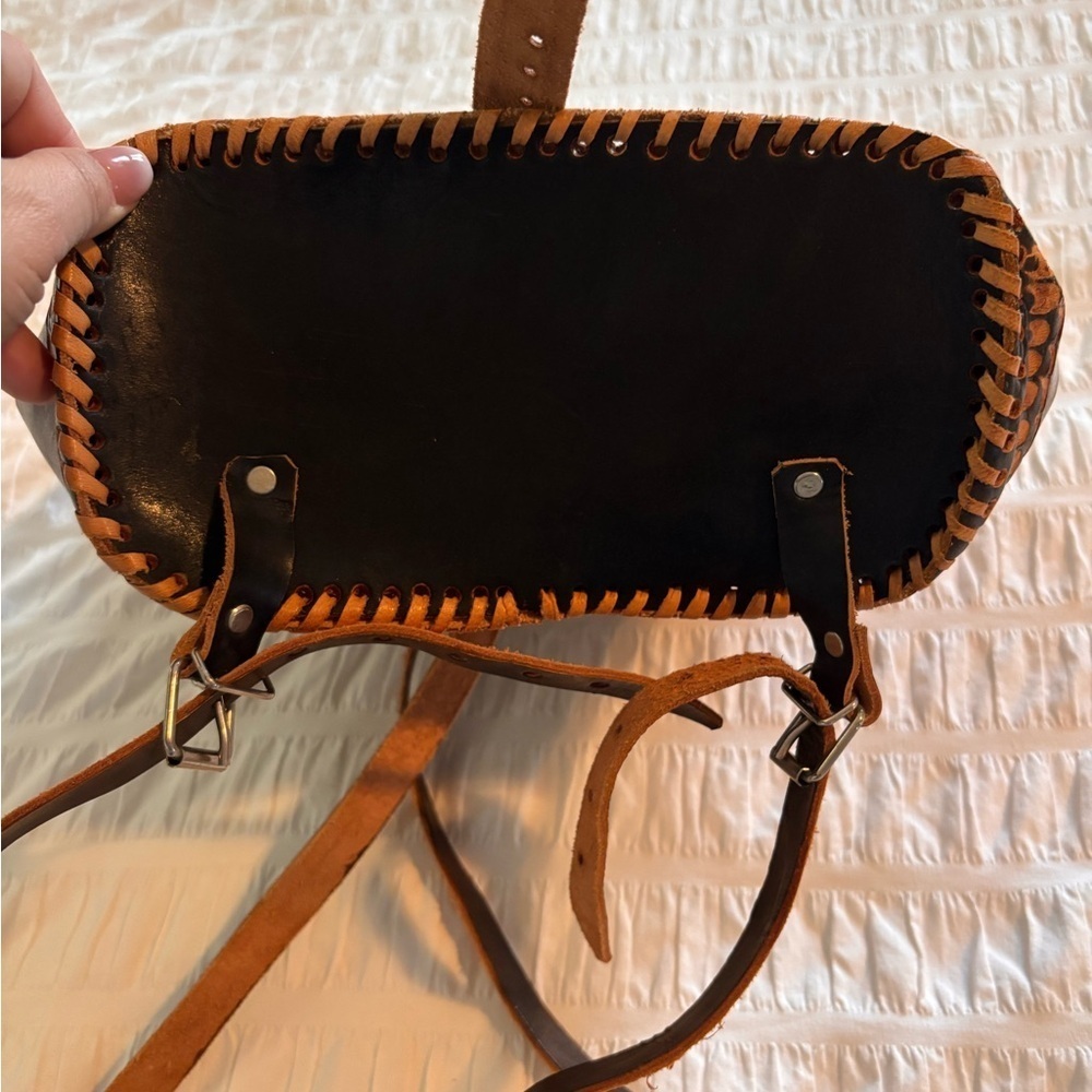 Handcrafted Brown Leather Backpack - Picture 4 of 8
